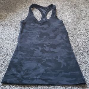 Lulu dark camo tank.